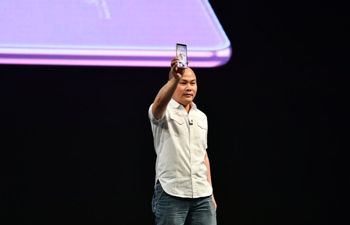 CEO Bkav Nguyễn Tử Quảng lên tiếng trước tranh cãi Bphone B86 'không có phím bấm'
