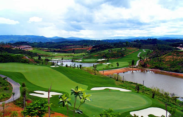 Hơn 1.160 tỷ làm dự án sân golf Vinacapital Đà Nẵng