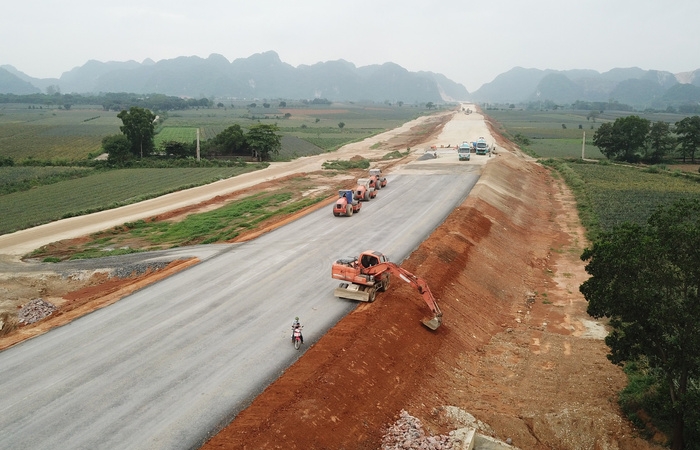 Giao thông tuần qua: Thanh tra cao tốc Mai Sơn - Quốc lộ 45, tạm dừng thu phí Quốc lộ 51