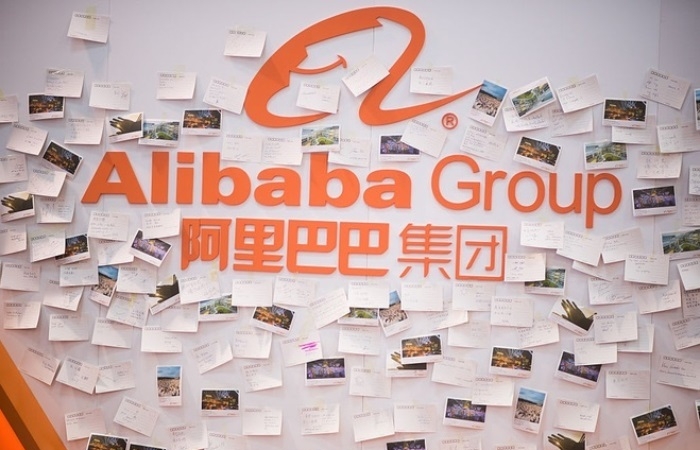 Các nhà đầu tư giàu có tháo chạy khỏi Alibaba