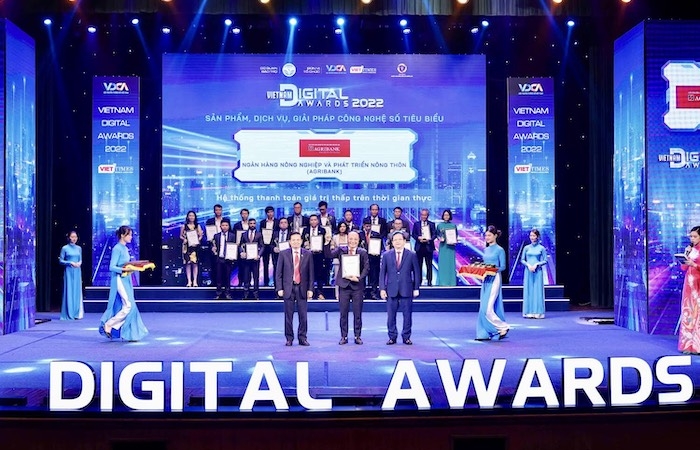 Agribank nhận giải thưởng Chuyển đổi số Việt Nam năm 2022