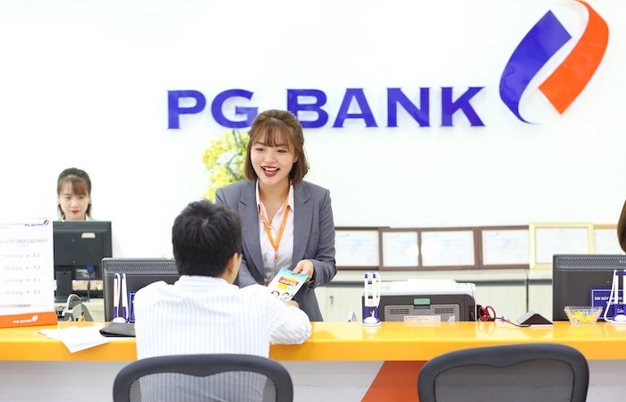 Nhà đầu tư ‘tranh nhau’ mua cổ phần PGBank do Petrolimex đấu giá