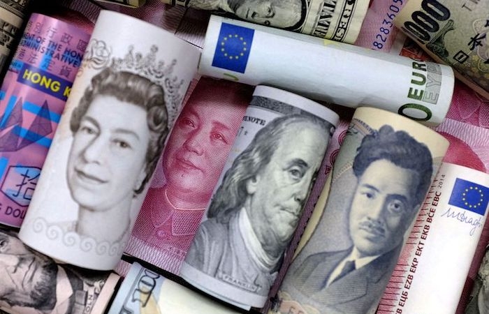 USD vọt lên mức cao nhất 24 năm so với yen Nhật, 37 năm so với bảng Anh