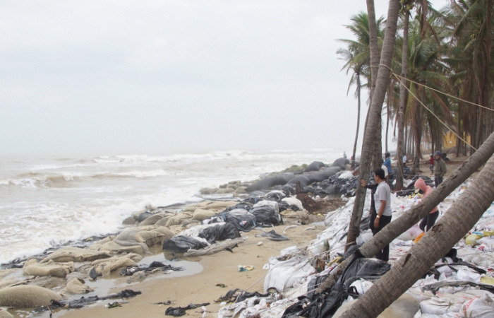 Quảng Nam chi thêm 210 tỷ đồng xây dựng kè chống xói lở khẩn cấp bờ biển Cửa Đại