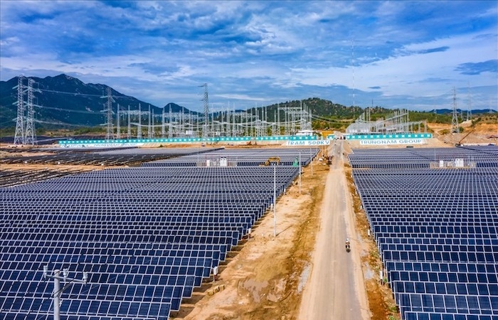 Dự án 450 MW điện mặt trời Trung Nam: 'Dừng huy động là đúng quy định'