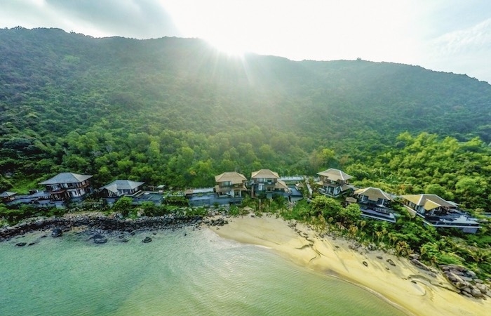 Ngắm khu nghỉ dưỡng 5 sao nổi tiếng được tỷ phú Bill Gates chọn ở trong kỳ nghỉ tại Đà Nẵng