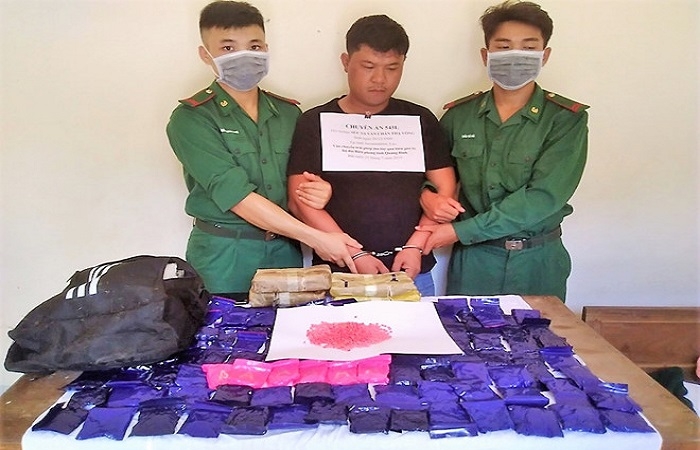 Quảng Bình: Bắt giữ đối tượng vận chuyển 24.000 viên ma túy xuyên quốc gia
