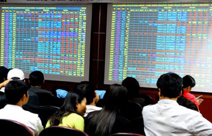 Chuyên gia ADB: Thị trường chứng khoán Việt Nam rất dễ bị tổn thương