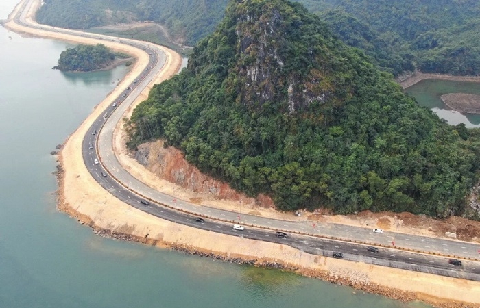 Quảng Ninh chi gần 500 tỷ làm thêm 1,2km đường bao biển tại Cẩm Phả