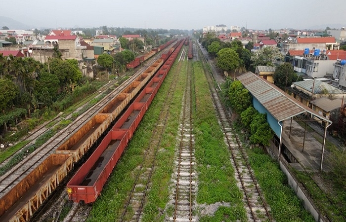 Dự án đường sắt gần 7.700 tỷ chậm tiến độ 17 năm, cử tri Quảng Ninh kiến nghị lên Bộ trưởng