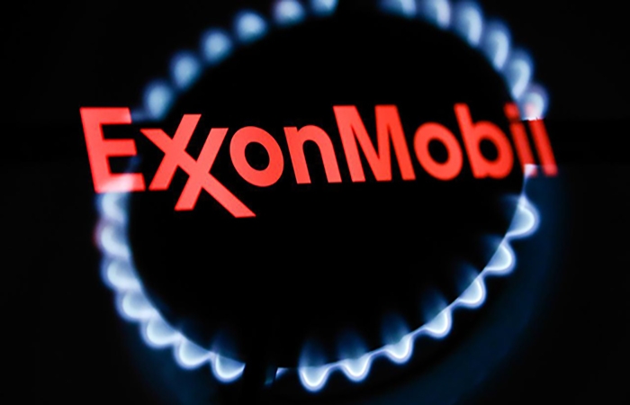 Exxon rút khỏi Nga, Apple cùng loạt công ty ngừng cung cấp sản phẩm