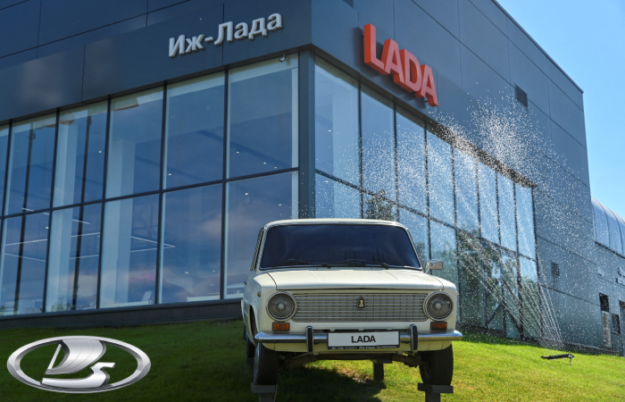 Từng là mẫu xe hơi huyền thoại, thương hiệu Lada của Nga giờ ra sao?