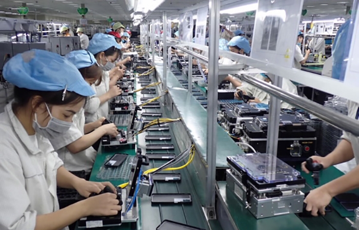 Doanh nghiệp điện tử Việt Nam đang nằm dưới đáy 'đường cong nụ cười'