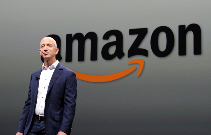 Jeff Bezos bán 2 tỷ USD cổ phiếu Amazon