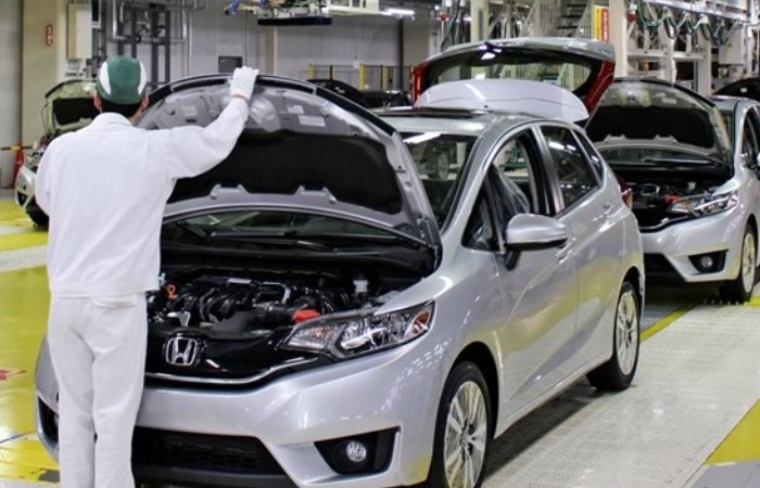 Honda và Nissan tạm ngừng sản xuất tại Nhật Bản