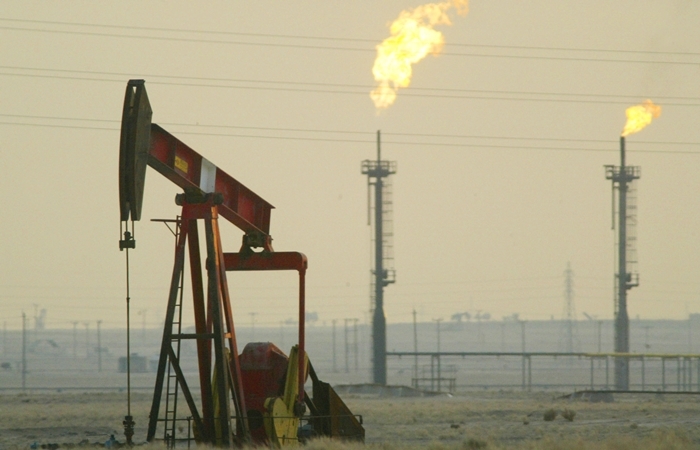 Giá dầu đạt mức kỷ lục giữa thời điểm căng thẳng địa chính trị leo thang