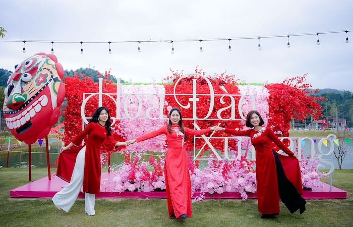 ‘Kỳ hoa xứ Lạng - Sắc màu biên cương’: Lễ hội mùa xuân độc đáo miền Đông Bắc