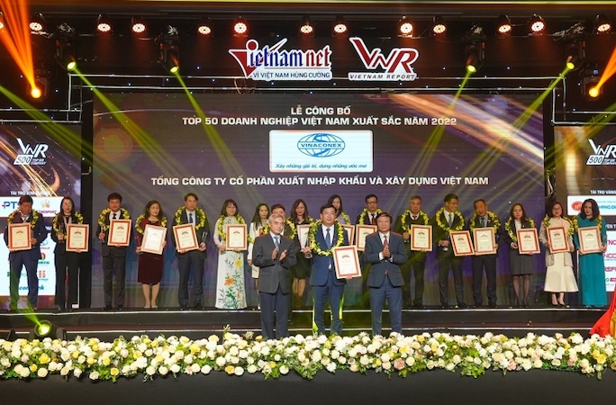Vinaconex lọt top 50 doanh nghiệp xuất sắc nhất Việt Nam 2022