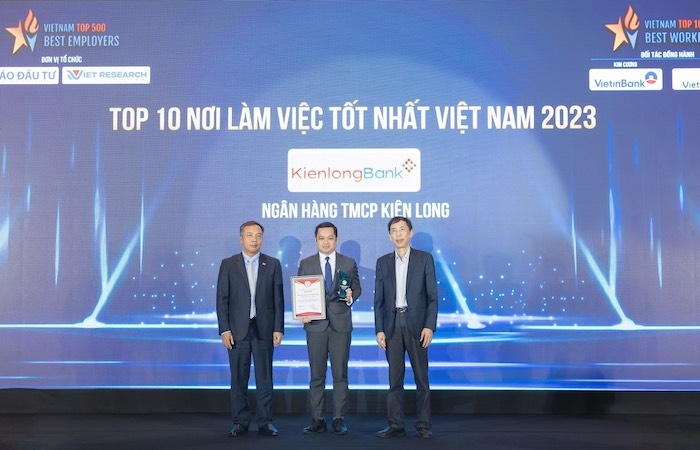 KienlongBank lọt top 10 nơi làm việc tốt nhất Việt Nam ngành ngân hàng