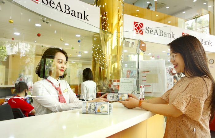 SeABank lọt top công ty đại chúng uy tín và ngân hàng đạt chuẩn công bố thông tin 2023