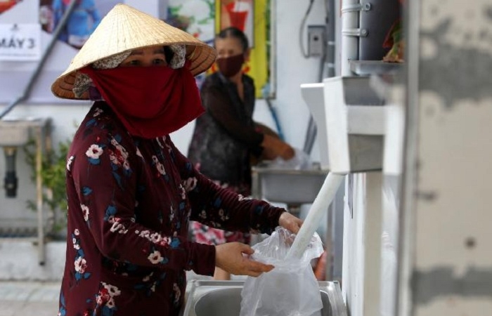 CNN, Reuters nói về ‘ATM gạo’ ở Việt Nam: ‘Nghe quá khó tin nhưng có thật’