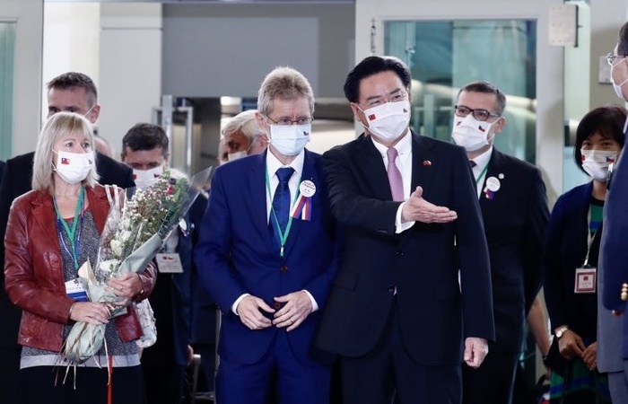 Quan chức Séc đến thăm Đài Loan, Trung Quốc cảnh báo ‘đối đầu với 1,4 tỷ dân’