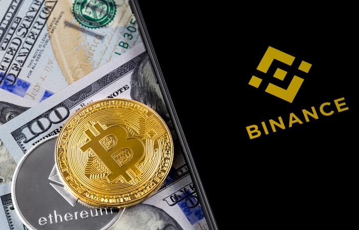 Sàn tiền ảo lớn nhất thế giới Binance bị chính quyền Mỹ ‘sờ gáy’, Bitcoin lại sụt giá