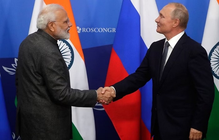 Ấn Độ bỏ ngỏ khả năng mua dầu Nga cao hơn mức giá trần của phương Tây
