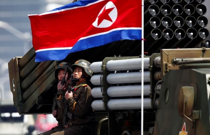 Nghi Triều Tiên bán vũ khí cho Nga, Mỹ cảnh báo nóng