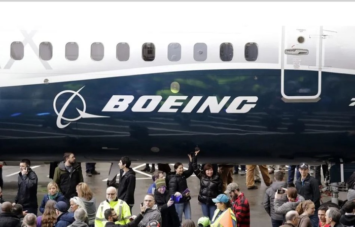 737 MAX dính ‘liên hoàn phốt’, vốn hóa Boeing bay hơi 28 tỷ USD