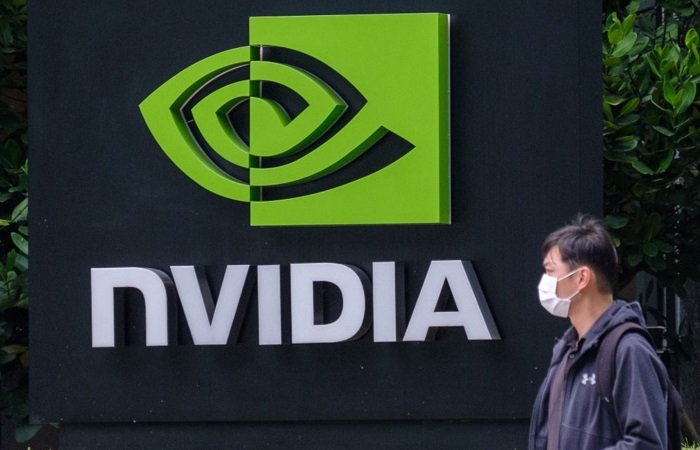 Vừa lập đỉnh đã trượt dốc, cổ phiếu Nvidia có phải bong bóng?