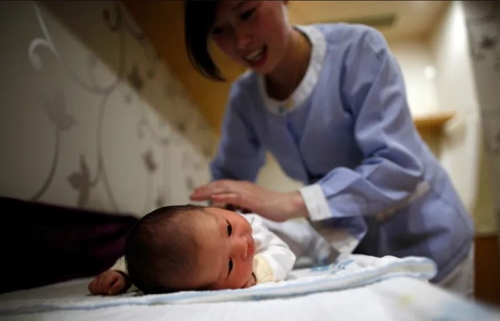 'Mùa đông sản khoa' ở Trung Quốc: Nhiều bệnh viện đóng cửa khu đỡ đẻ