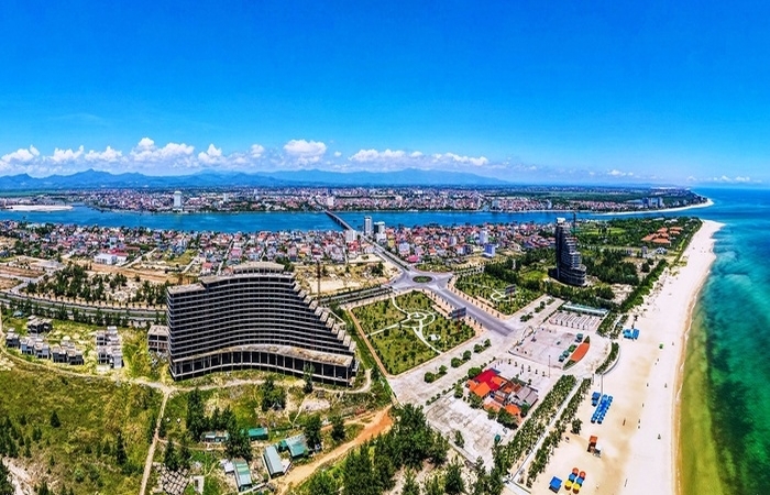 Đại công trường nghìn tỷ đồng sôi động trên bán đảo Bảo Ninh