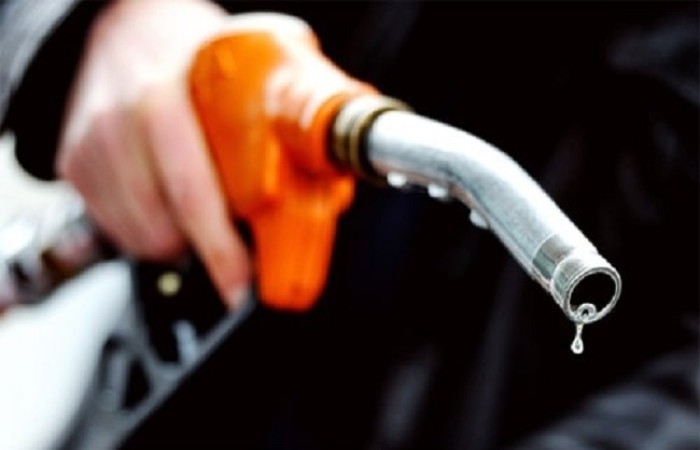 Giá xăng hôm nay: Giá xăng dầu đồng loạt giảm, xăng RON95 vẫn chưa về mốc 20.000 đồng/lít