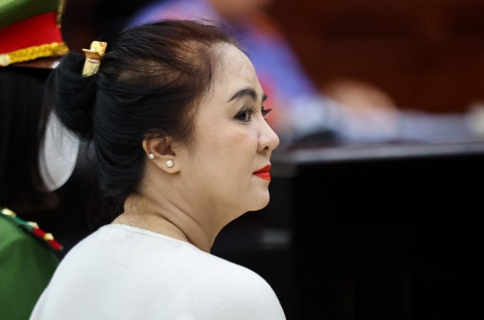 Bà Nguyễn Phương Hằng: 'Vô cùng ân hận vì không hiểu biết pháp luật'