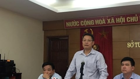 Hà Nội: Cảnh báo điểm ngập lụt, để dân dễ dàng... tránh tuyến đường ngập