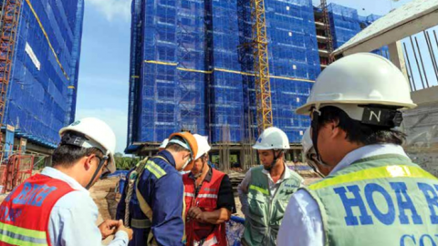 Ngành xây dựng Việt ảm đạm, lối đi nào cho 'ông lớn' HBC?