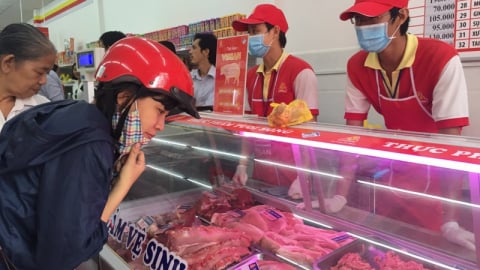 Thịt heo nội, ngoại nhập 'rủ nhau' leo thang