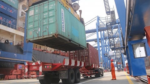 Xuất khẩu của Việt Nam sang một số thị trường khu vực ASEAN bật tăng