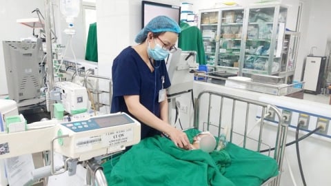 Nhiều trẻ nhỏ ngộ độc chì nặng, nguy kịch vì uống thuốc chữa 'đẹn' gia truyền