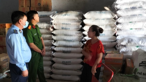 Kinh doanh đường cát không rõ nguồn gốc xuất xứ, một hộ bị xử phạt trên 100 triệu đồng
