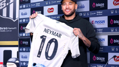 Neymar nhận lương thấp 'không tưởng' khi quay về Brazil