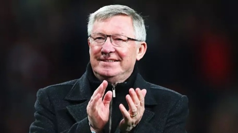 83 tuổi, Sir Alex Ferguson tái xuất làm huấn luyện viên