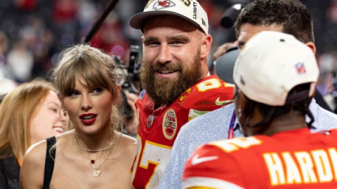 Taylor Swift 'phù phép' giải bóng bầu dục nổi tiếng NFL, lương cầu thủ tăng vọt