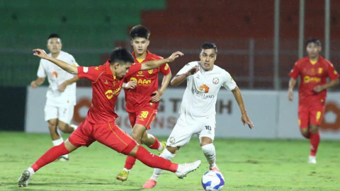 Vòng 16 V. League 2024/2025: 'Lửa cháy' thành Vinh