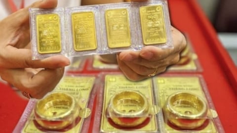Vàng miếng SJC tăng thêm 3 triệu đồng/lượng chỉ sau 1 đêm