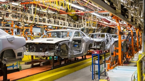 Mỹ miễn trừ thuế 25% phụ tùng ô tô từ Canada, Mexico