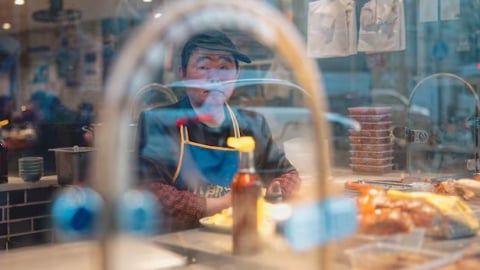 Chỉ số mua hàng PMI của Trung Quốc giảm sâu nhất 7 tháng qua