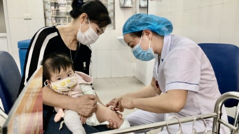 Hà Nội: 32.500 liều vắc xin sởi được tiêm trong đợt 3