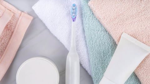 Có nên mua bàn chải đánh răng điện giá chỉ 30.000 đồng?